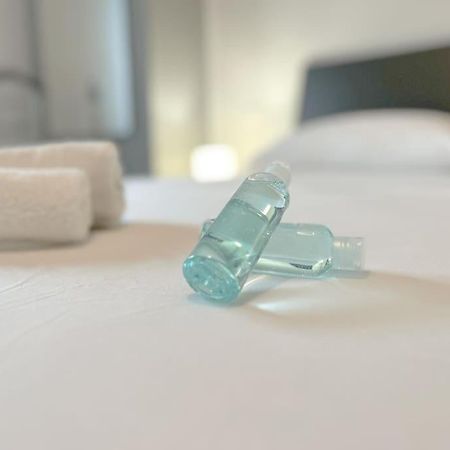 Free Parking - Elegante Casa Con Wifi -Smarttv Appartement Savona Buitenkant foto