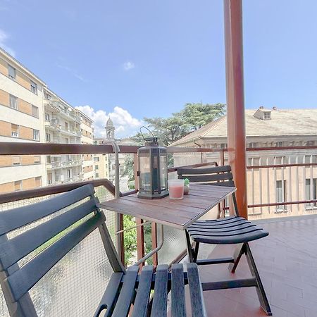 Free Parking - Elegante Casa Con Wifi -Smarttv Appartement Savona Buitenkant foto
