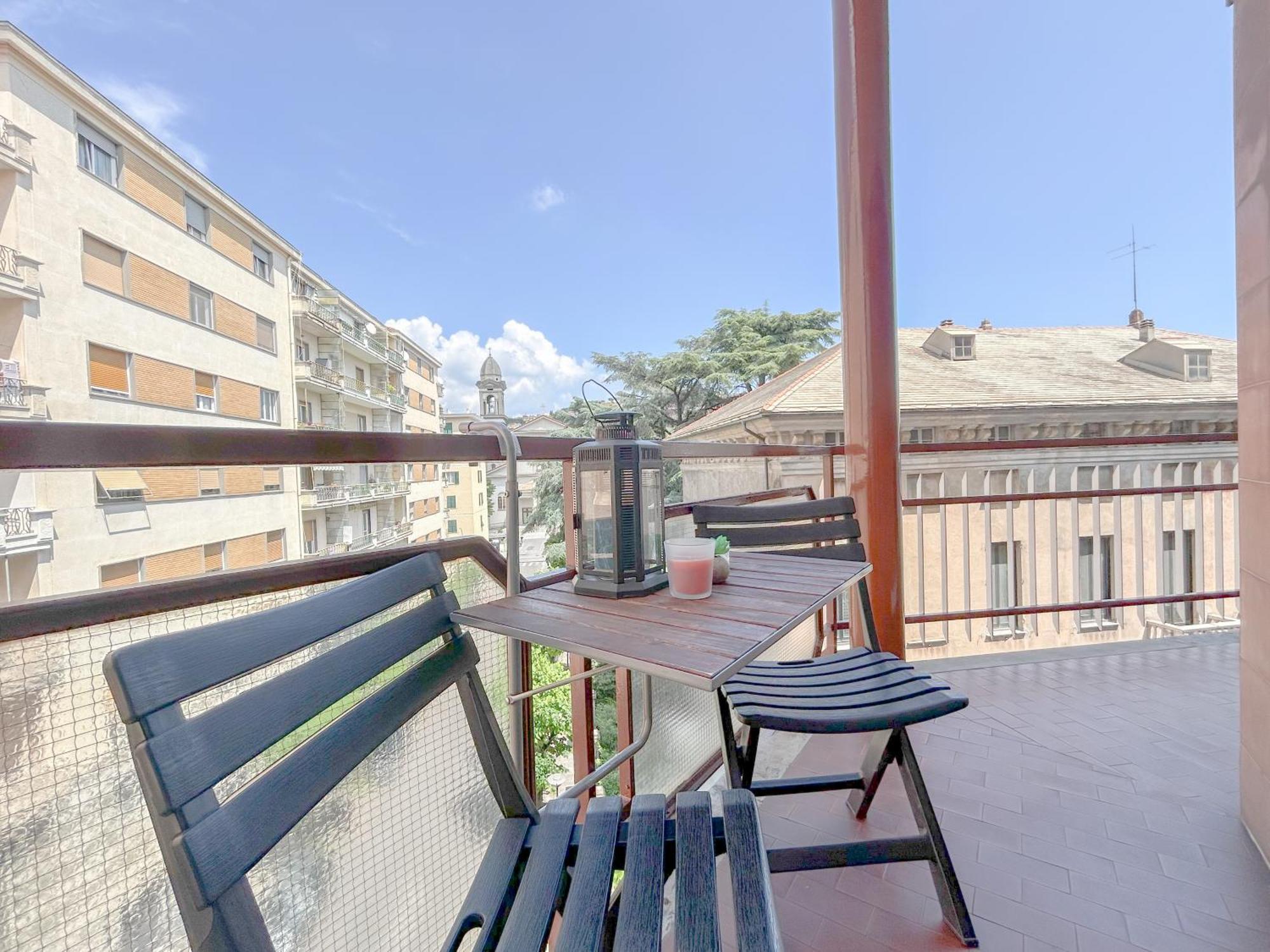 Free Parking - Elegante Casa Con Wifi -Smarttv Appartement Savona Buitenkant foto